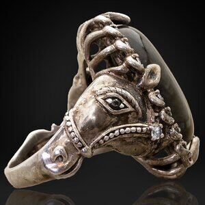 Striking Black Onyx? & CZ Diamond Accent Horse Head Vintage Ring in 925 Silver